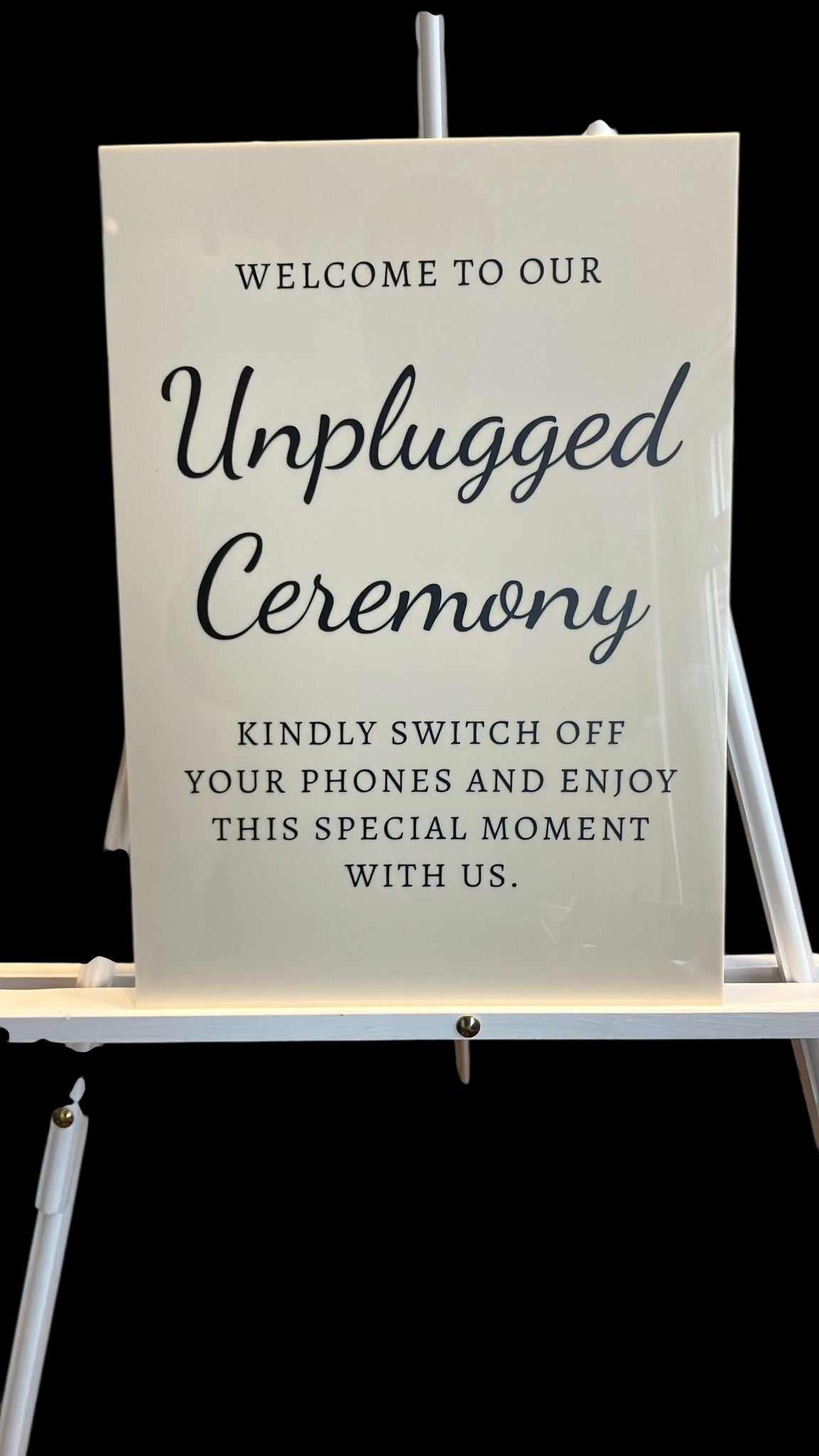Pick a seat / Unplugged signs / Social Media