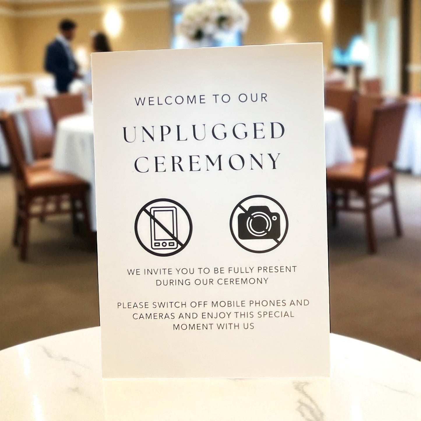 🖤 Pick a seat / Unplugged signs / Social Media